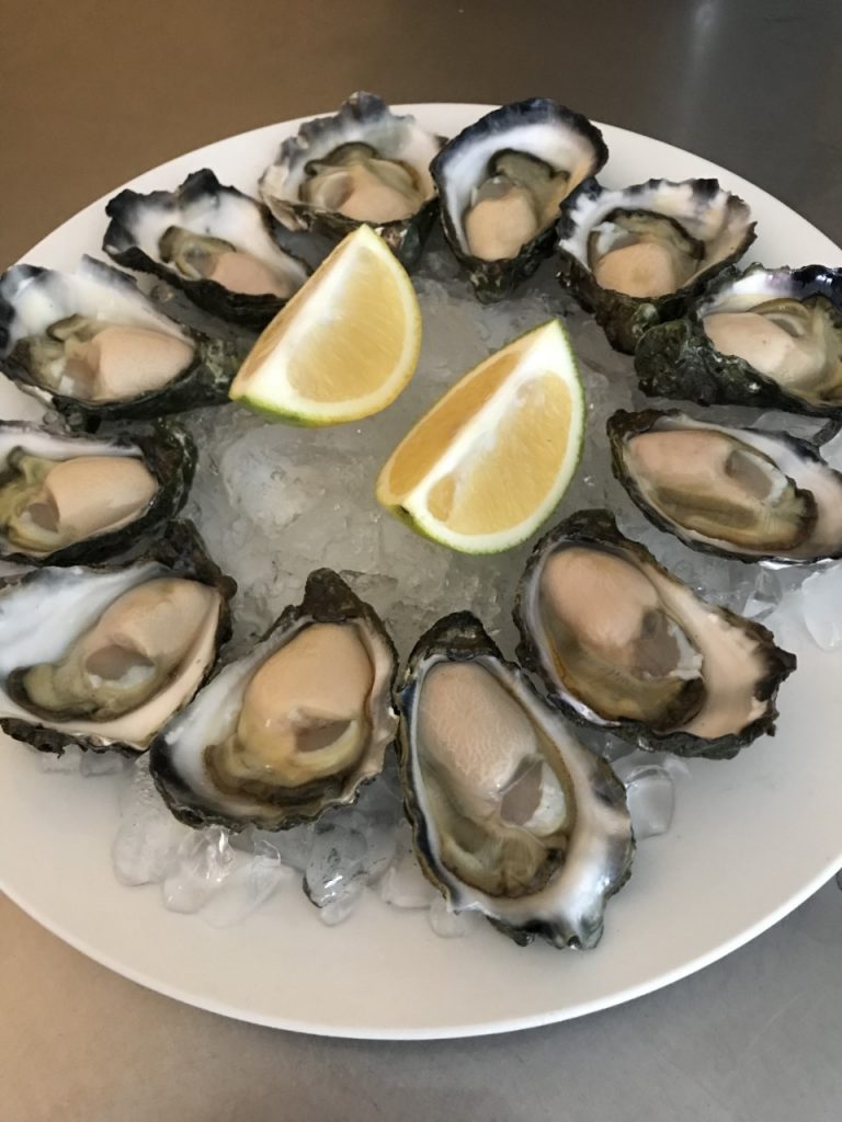 Dozen sydney rock oysters